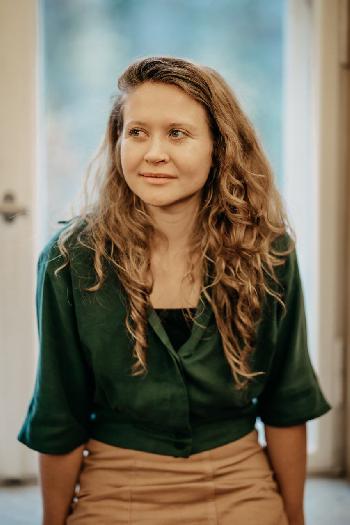 Elena Bernhardt